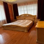 Посуточно 5 комнатная Дача Гусар 6