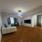 Satılır 3 otaqlı Köhnə Tikili, Neftçilər metrosu, 8-ci kilometr, Nizami rayonu 2