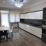 Kirayə (aylıq) 4 otaqlı Yeni Tikili, Sahil metrosu, Səbail rayonu 9