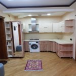 Kirayə (aylıq) 3 otaqlı Köhnə Tikili, Elmlər akademiyası metrosu, Yasamal rayonu 5