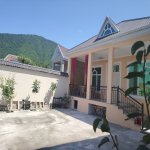 Kirayə (günlük) 4 otaqlı Həyət evi/villa Qax 1