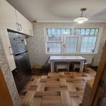 Продажа 3 комнатная Вторичка, 2-ой микрорайон район 3
