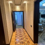 Kirayə (aylıq) 4 otaqlı Köhnə Tikili, Azadlıq metrosu, 8-ci mikrorayon, Binəqədi rayonu 8