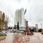 Kirayə (aylıq) 12 otaqlı Ofis, Elmlər akademiyası metrosu, Yasamal qəs., Bakı Dövlət Universiteti, Yasamal rayonu 1