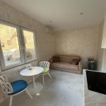 Kirayə (aylıq) 2 otaqlı Köhnə Tikili, İçərişəhər metrosu, Axundov bağı, Səbail rayonu 4