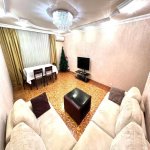 Kirayə (aylıq) 4 otaqlı Köhnə Tikili, 28 May metrosu, Nəsimi rayonu 1