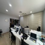 Kirayə (aylıq) 35 otaqlı Ofis, Elmlər akademiyası metrosu, Yasamal rayonu 11