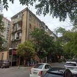 Kirayə (aylıq) 3 otaqlı Köhnə Tikili, Elmlər akademiyası metrosu, Yasamal rayonu 1