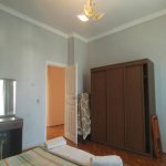 Kirayə (aylıq) 3 otaqlı Köhnə Tikili, Sahil metrosu, Səbail rayonu 7