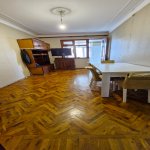 Satılır 3 otaqlı Köhnə Tikili, Azadlıq metrosu, 7-ci mikrorayon, Binəqədi rayonu 7