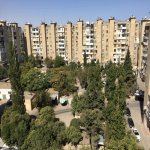 Satılır 3 otaqlı Köhnə Tikili, Memar Əcəmi metrosu, 9-cu mikrorayon, Binəqədi rayonu 1