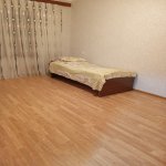 Продажа 4 комнатная Вторичка, İnşaatçılar метро, пос. Йени Ясамал, Ясамал район 5