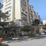 Kirayə (aylıq) 3 otaqlı Köhnə Tikili, İnşaatçılar metrosu, Yasamal qəs., Yasamal rayonu 1