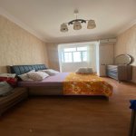 Продажа 2 комнат Вторичка, м. Эльмляр Академиясы метро, пос. Ясамал, Ясамал район 5