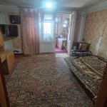 Продажа 5 комнатная Вторичка, 45 двор район 8
