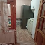 Аренда 3 комнатная Вторичка, 4-ый микрорайон район 8