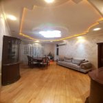 Kirayə (aylıq) 3 otaqlı Yeni Tikili, Elmlər akademiyası metrosu, Yasamal rayonu 2