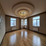 Продажа 3 комнат Новостройка, İnşaatçılar метро, Ясамал район 2