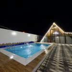 Kirayə (günlük) 4 otaqlı Həyət evi/villa, Xəzər rayonu 1