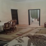 Kirayə (aylıq) 4 otaqlı Həyət evi/villa Qax 10