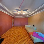 Продажа 3 комнатная Вторичка, 12-й микрорайон район 7