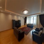 Kirayə (aylıq) 3 otaqlı Yeni Tikili, Gənclik metrosu, Nəsimi rayonu 5