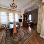 Kirayə (günlük) 8 otaqlı Həyət evi/villa, Elmlər akademiyası metrosu, Badamdar qəs., Səbail rayonu 41