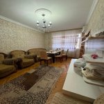 Satılır 3 otaqlı Köhnə Tikili, Memar Əcəmi metrosu, 3-cü mikrorayon, Nəsimi rayonu 1