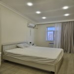 Kirayə (aylıq) 3 otaqlı Yeni Tikili, Tibb Universiteti, Nəsimi rayonu 15