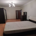 Kirayə (aylıq) 4 otaqlı Köhnə Tikili, Memar Əcəmi metrosu, 4-cü mikrorayon, Nəsimi rayonu 4