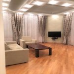 Kirayə (aylıq) 3 otaqlı Yeni Tikili, 28 May metrosu, Nəsimi rayonu 1