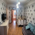 Kirayə (aylıq) 2 otaqlı Köhnə Tikili, Azadlıq metrosu, 7-ci mikrorayon, Binəqədi rayonu 1