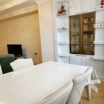 Kirayə (aylıq) 3 otaqlı Yeni Tikili, Elmlər akademiyası metrosu, Yasamal rayonu 2