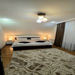 Посуточно 4 комнатная Дома/Виллы Гусар 5