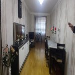 Kirayə (aylıq) 3 otaqlı Köhnə Tikili, Elmlər akademiyası metrosu, Yasamal rayonu 1