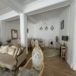 Kirayə (aylıq) 6 otaqlı Həyət evi/villa, Elmlər akademiyası metrosu, Badamdar qəs., Binə ticarət mərkəzi, Səbail rayonu 2