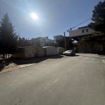 Продажа 2 комнатная Вторичка, 3 двор район 10