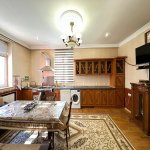 Kirayə (aylıq) 10 otaqlı Köhnə Tikili, Əhmədli metrosu, Xətai rayonu 7