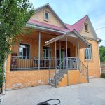 Kirayə (günlük) 4 otaqlı Bağ evi Quba 1