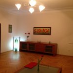 Kirayə (aylıq) 3 otaqlı Köhnə Tikili, İçərişəhər metrosu, Səbail rayonu 5