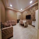 Kirayə (aylıq) 3 otaqlı Həyət evi/villa, Nizami metrosu, Nəsimi rayonu 1