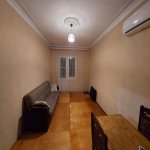 Kirayə (aylıq) 3 otaqlı Köhnə Tikili, Avtovağzal metrosu, Biləcəri qəs., Binəqədi rayonu 1
