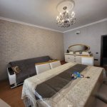 Kirayə (aylıq) 3 otaqlı Yeni Tikili Xırdalan 5