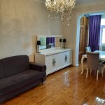 Kirayə (aylıq) 2 otaqlı Köhnə Tikili, Memar Əcəmi - 2 metrosu, Nəsimi rayonu 1