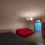 Kirayə (aylıq) 4 otaqlı Köhnə Tikili, Həzi Aslanov metrosu, Xətai rayonu 4