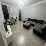 Продажа 3 комнатная Вторичка, İnşaatçılar метро, пос. Йени Ясамал, Ясамал район 1