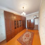 Kirayə (aylıq) 4 otaqlı Köhnə Tikili, Memar Əcəmi metrosu, 4-cü mikrorayon, Nəsimi rayonu 15