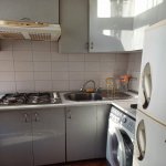 Kirayə (aylıq) 3 otaqlı Köhnə Tikili, Elmlər akademiyası metrosu, Yasamal rayonu 8