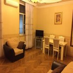 Kirayə (aylıq) 3 otaqlı Yeni Tikili, 20 Yanvar metrosu, Port Baku, Səbail rayonu 4