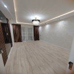 Продажа 2 комнатная Вторичка, 8-ой микрорайон район 1